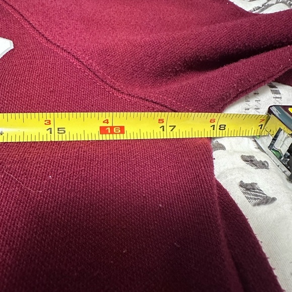Harvard University Red Sweatshirt Pullover - Picture 6 of 7